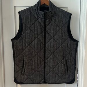 J. Crew Men's Charcoal Herringbone Quilted Vest